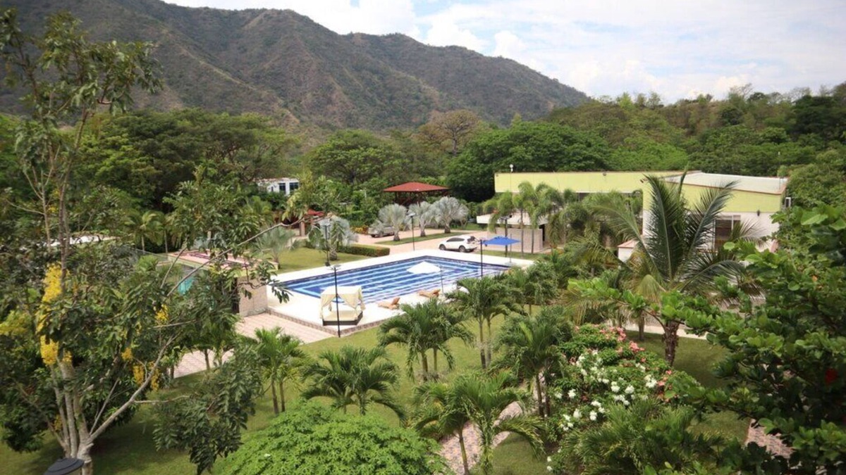 Sopetran Villa | Finca California, The Platinium Luxury In Sopetran
