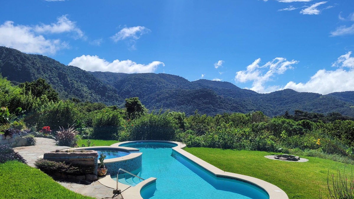 Monteverde Bed & Breakfast | Finca Camino Nuevo#1 -Ecolodge, Sea & Forest Views