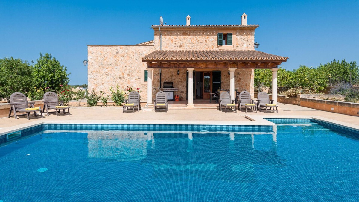 Santa Eugenia Cottage | Finca Cas General with pool for 8 in Santa Eugenia