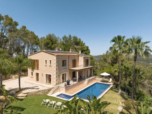 Felanitx Villa | Finca es Foners en Felanitx con piscina y jacuzzis en suite