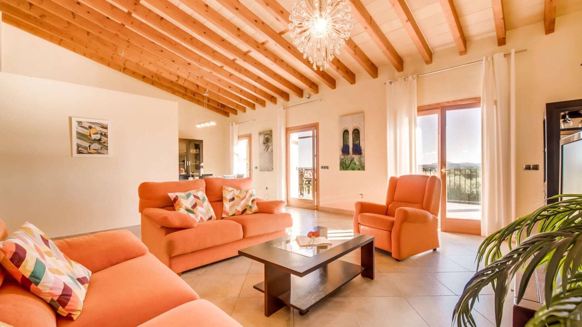 Buger House | Finca in Buger with Pool & Mountain Views