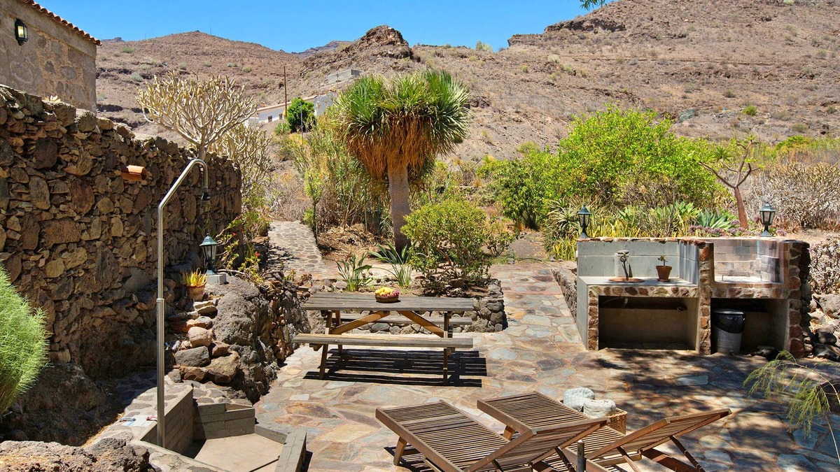 La Aldea de San Nicolas Villa | Finca "Lengua de Lava" with Mountian View, Private Garden & Wi-Fi