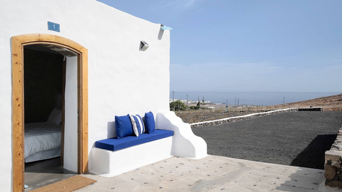 Tabayesco Villa | 'Finca Petite Vineyard' with Mountain View, Private Terrace and Wi-Fi