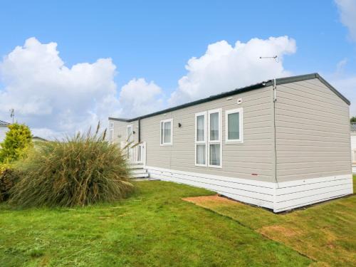 Cayton Bay House | Finch 65