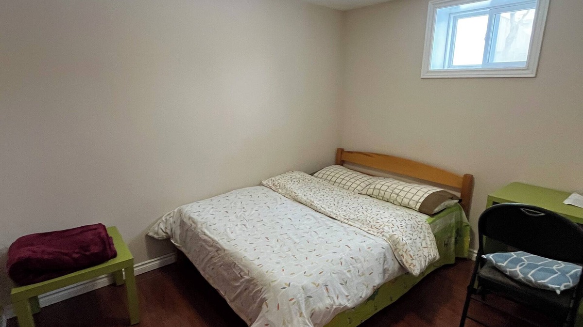 Willowdale House | Finch/Yonge Subway Station Walking 12 Minutes Private Bedroom