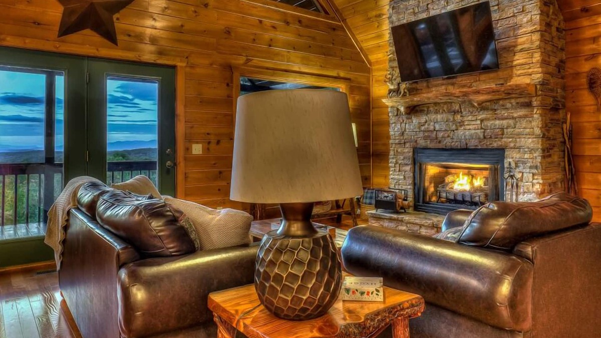 Blue Ridge Cabin | Finding Grace - Panoramic Views | Screened-In Porch | Hot Tub