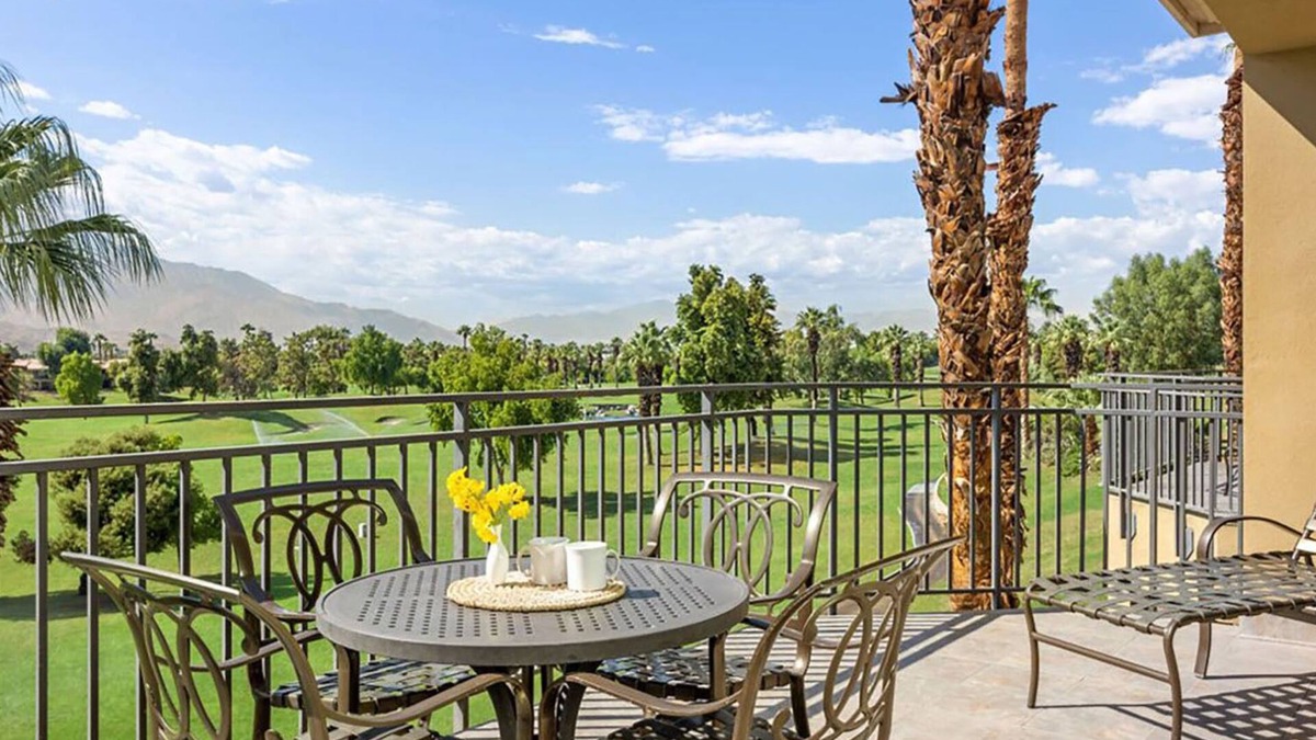 Palm Desert Resort | 𝐅𝐢𝐧𝐝𝐢𝐧𝐠 𝐌𝐞𝐢𝐥𝐢-Coachella Fun @ Desert Springs Villas Resort+Amenities