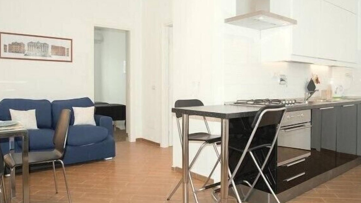 Quartiere Coppede Apartment | Finely Refurbished Flat in Rome Coppedè area near Sapienza and Luiss University