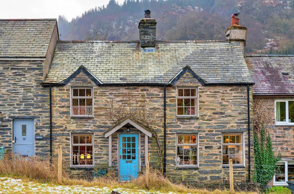 Dolwyddelan House | Finest Retreats - Bryn Mair