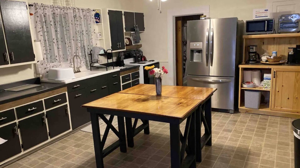 Canandaigua House | Finger Lakes Escape: Spacious 5-Bedroom Retreat in Canandaigua