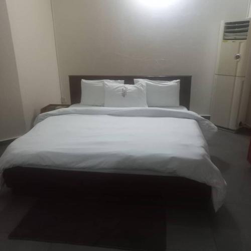Ofin Hotel | Finishing Touches Hotel