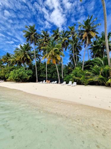 Felidhoo House | Finolhu Beach Guest House