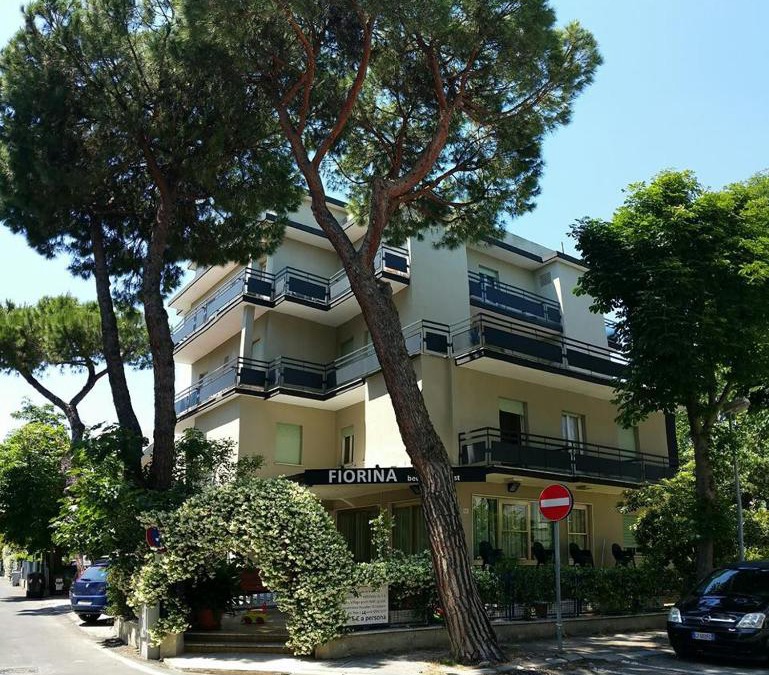 Fogliano Marina Bed & Breakfast | Fiorina Bed&Breakfast - Colazione fino a mezzogiorno