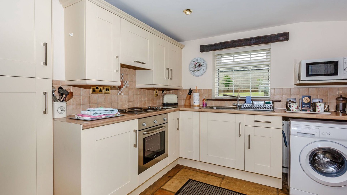 Ripley Cottage | Fir Tree Stables