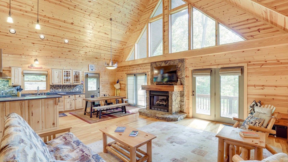 Burnsville Cabin | Fire Pit & Views: Picturesque Cabin in Burnsville!