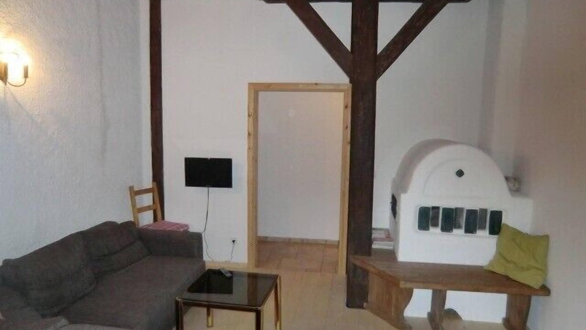 Schlehdorf Apartment | Fireplace, country style, very cozy, terrace, garden, single storey, lake