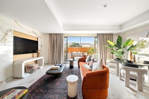 Dubai Apartment | FIRST CLASS VILLA Hidden Luxury Gem