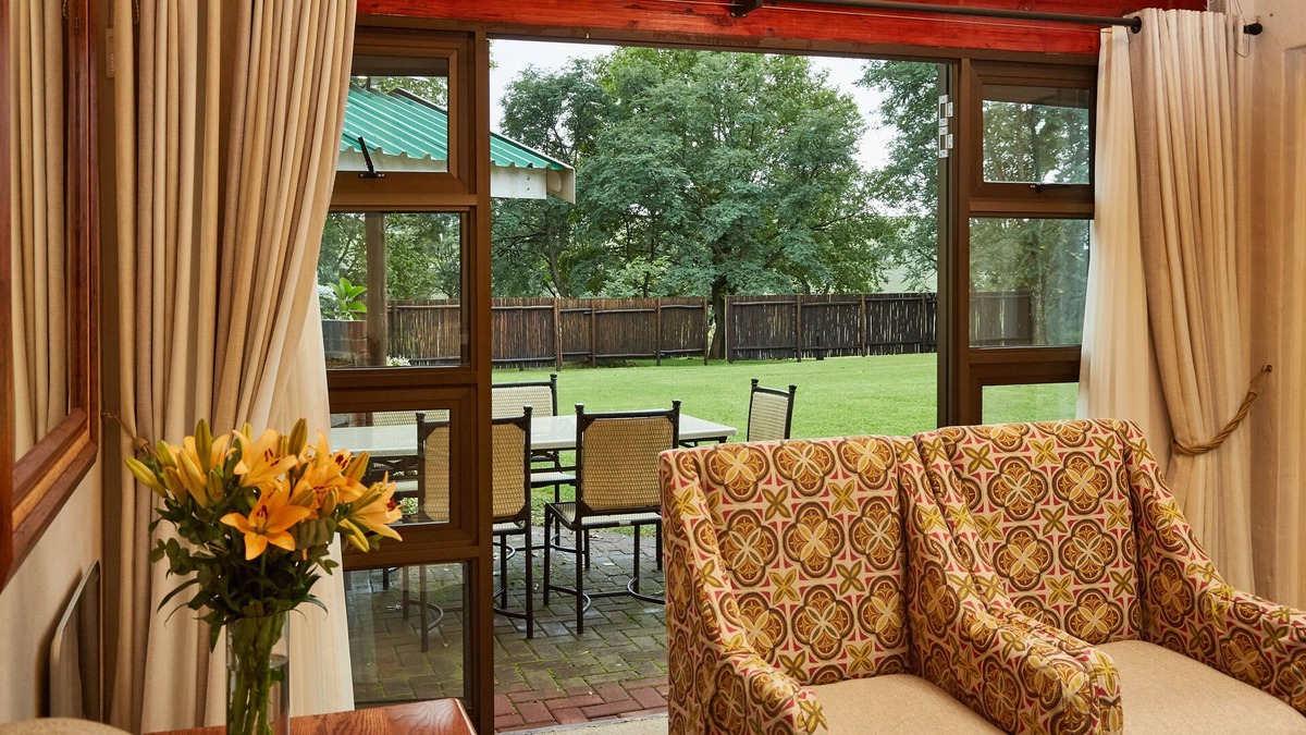 Drakensberg Gardens Hotel | First Group Bushman's Nek