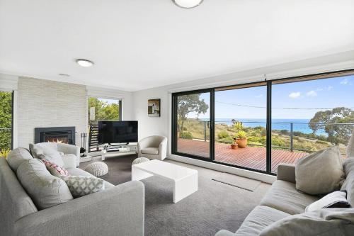 Anglesea House | First Point Anglesea