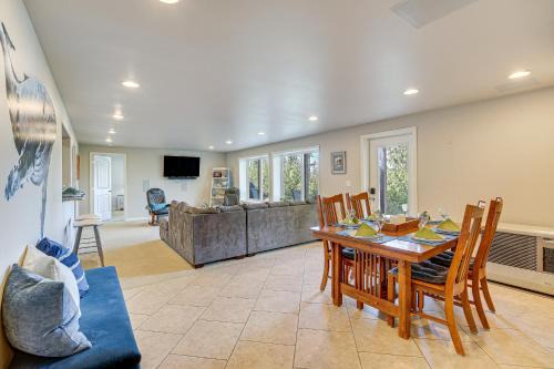 Ketchikan Apartment | Fish and Hike Apartment with Pool Table in Ketchikan!