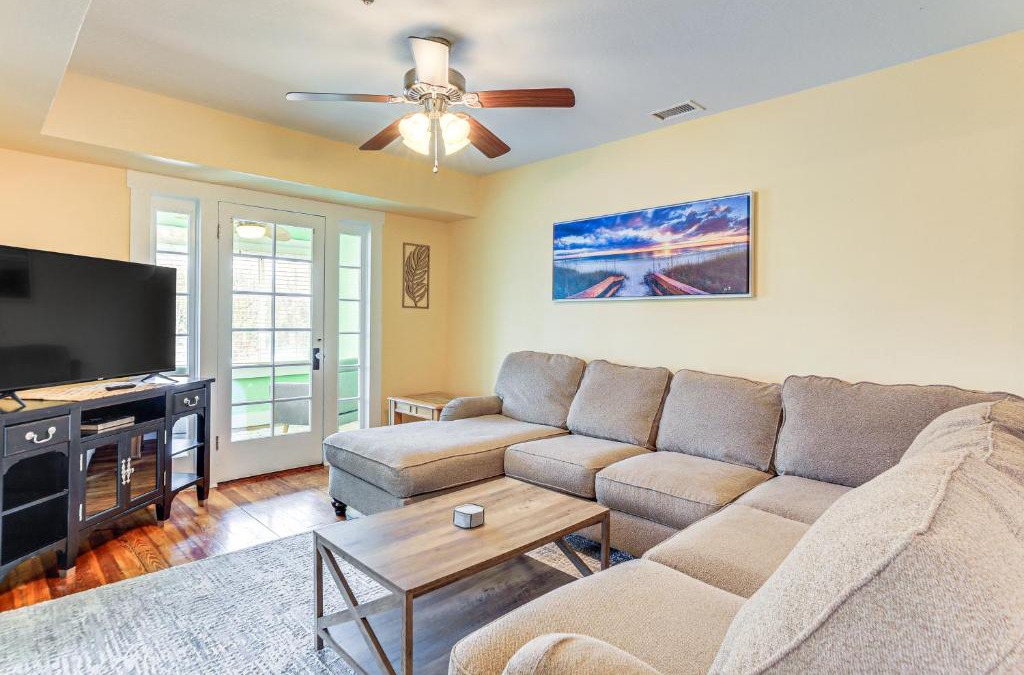 Palmetto Apartment | Fish, Relax and Repeat Palmetto Unit with Patio!