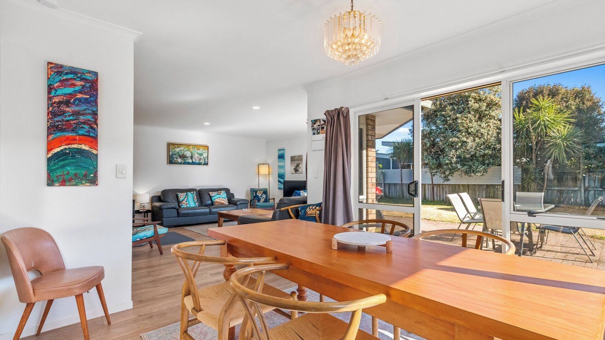 Bowentown House | Fisherman's Friend - Bowentown Holiday Home