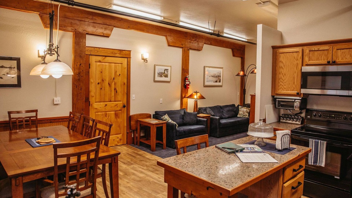Sitka House | Fishermans Quay North Bunkhouse
