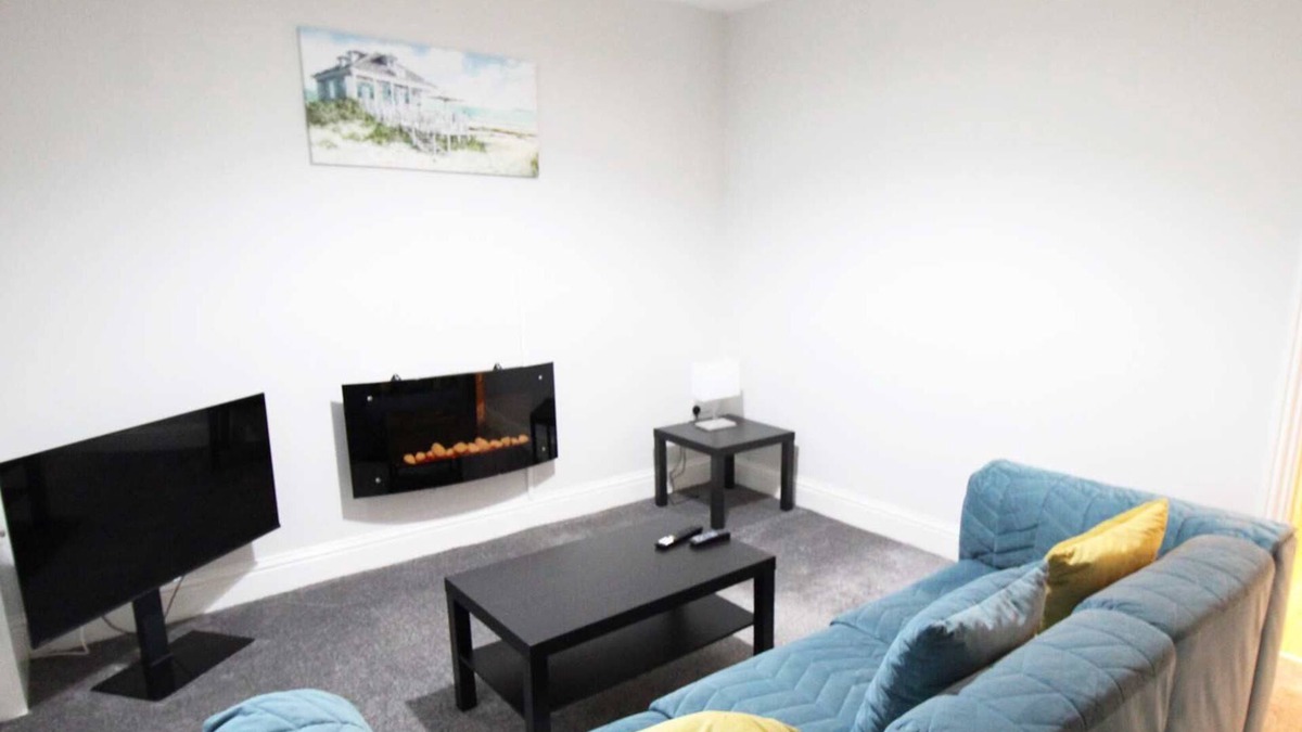 Knott End-on-Sea Apartment | Fishermans Rest Summa
