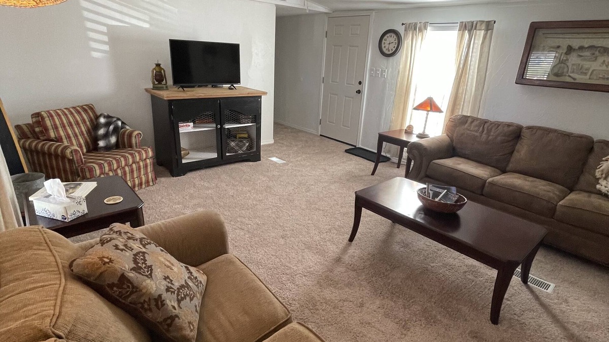 Sulphur House | Fishermen and Family Getaway