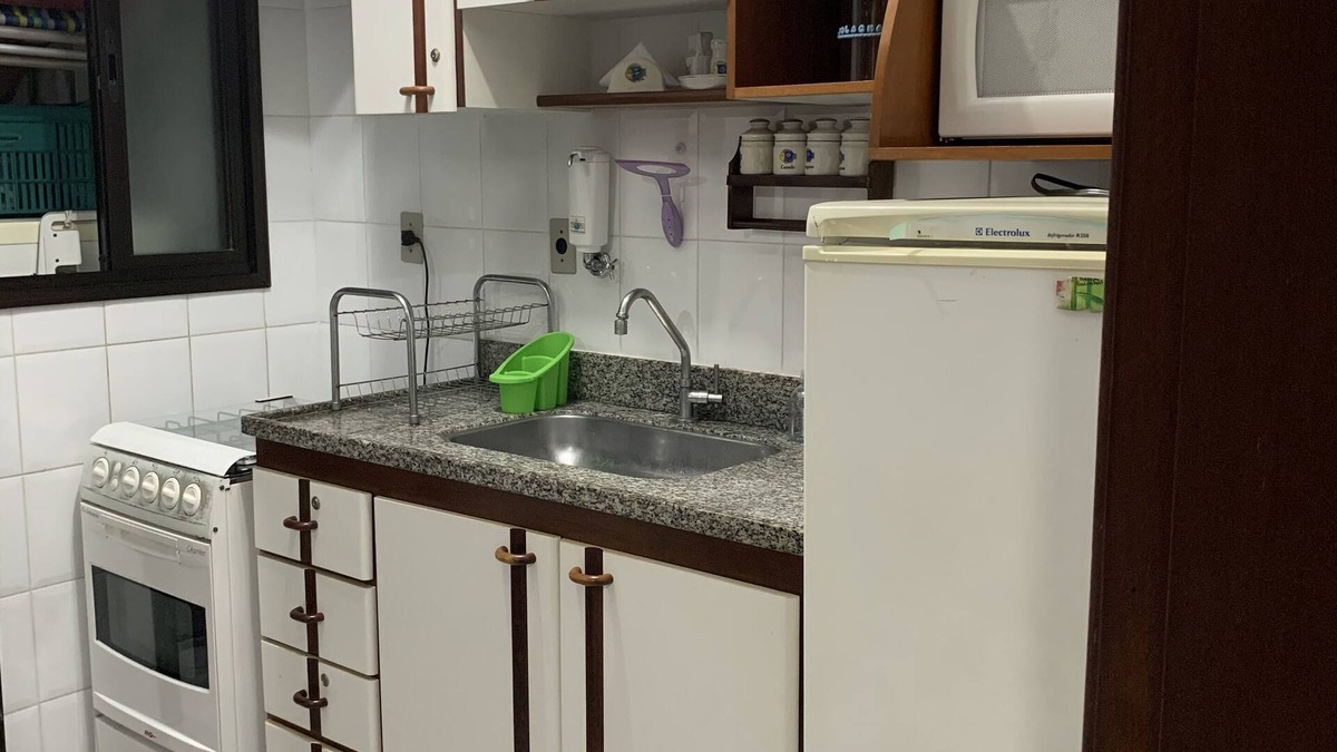 Tombo Apartment | fit tombo beach in the area