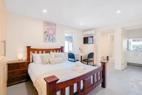 Fitzroy Apartment | Fitzroy Studio central location #169