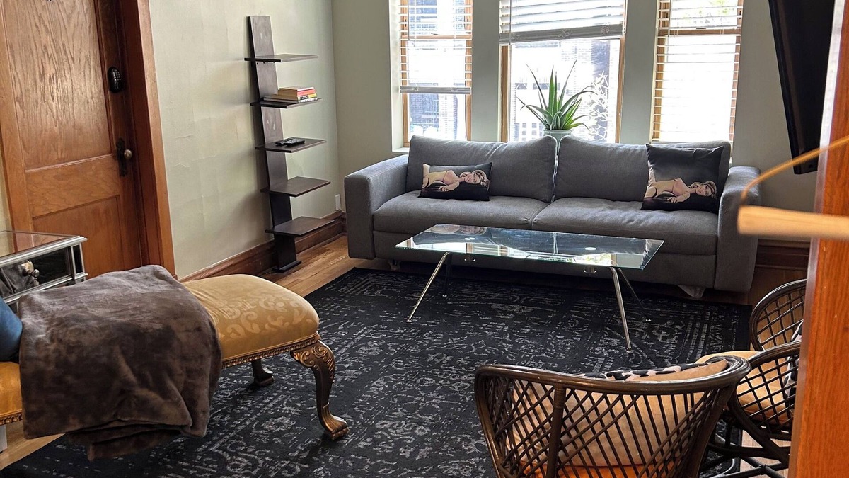 Boystown Bed & Breakfast | Five bedroom - 3 bath - Sleeps 12