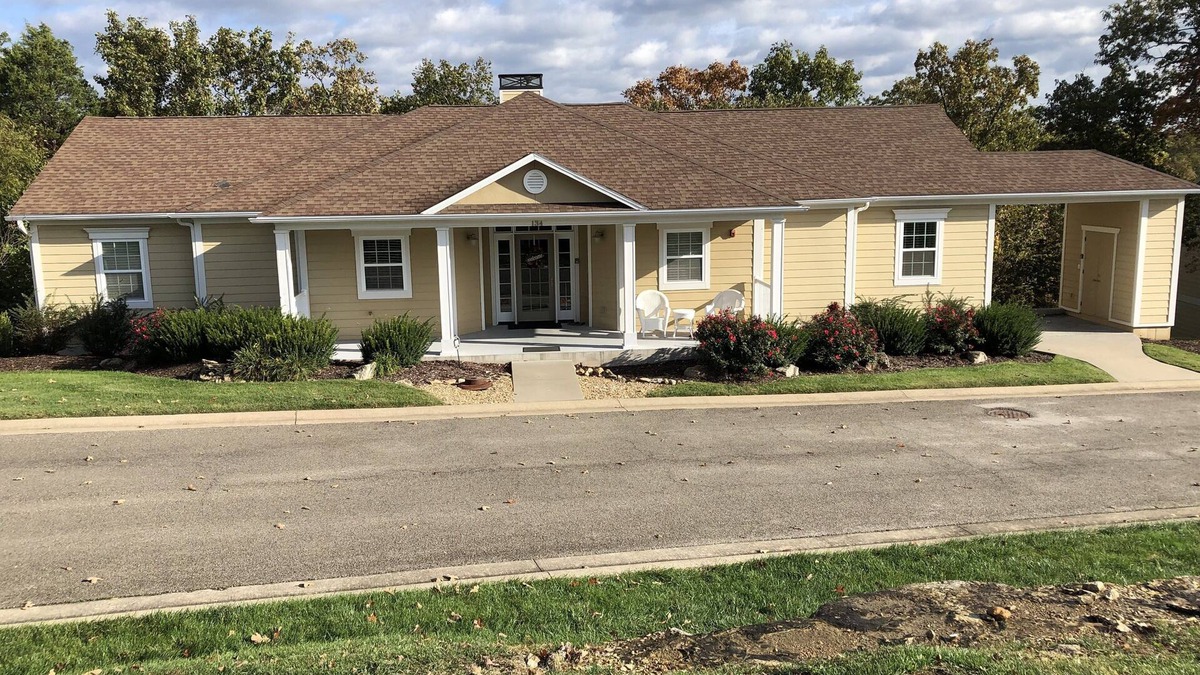 Branson House | Five Star Villa Sleeps up to 10!