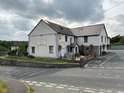 Cardigan Hotel | Flambards Hotel