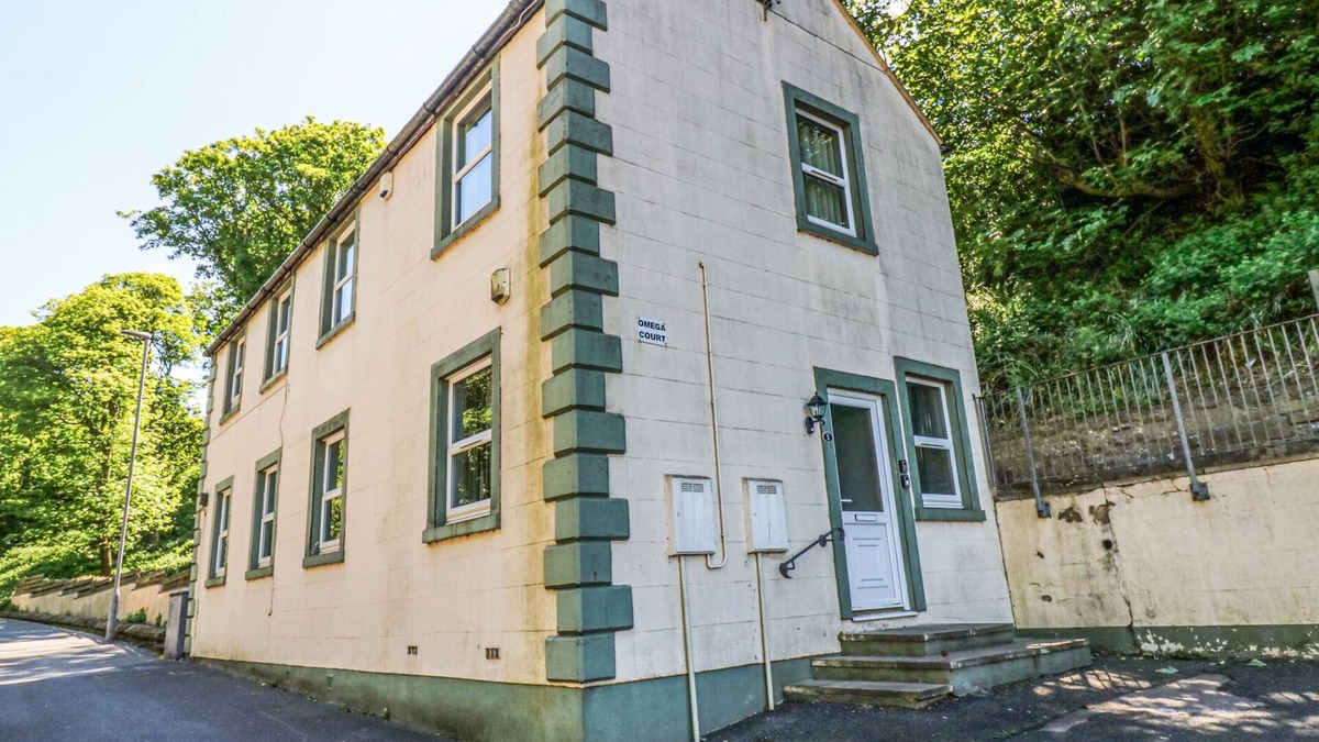 Whitehaven Cottage | FLAT 1, OMEGA COURT, pet friendly in Whitehaven