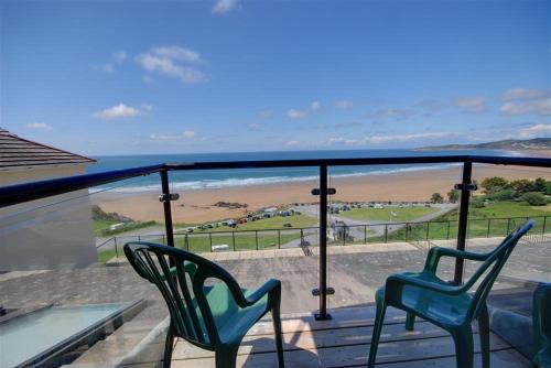 Putsborough Apartment | Flat 24 Clifton Court