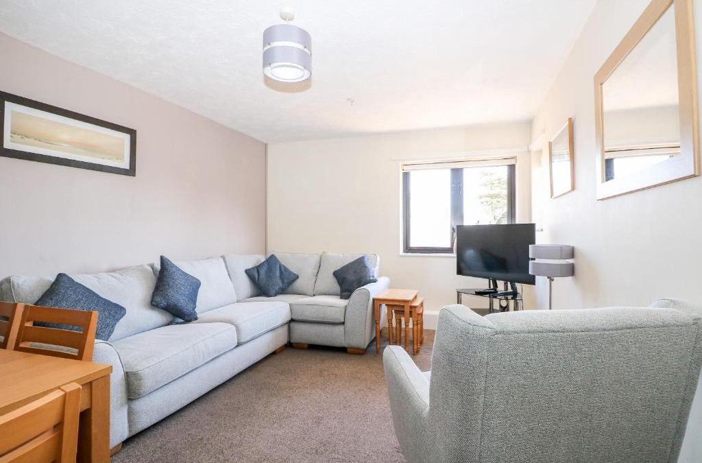 Littlehampton House | Flat 34 - Marine Court