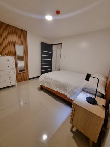 Las Pinas Apartment | Flat 35, Unit 2A