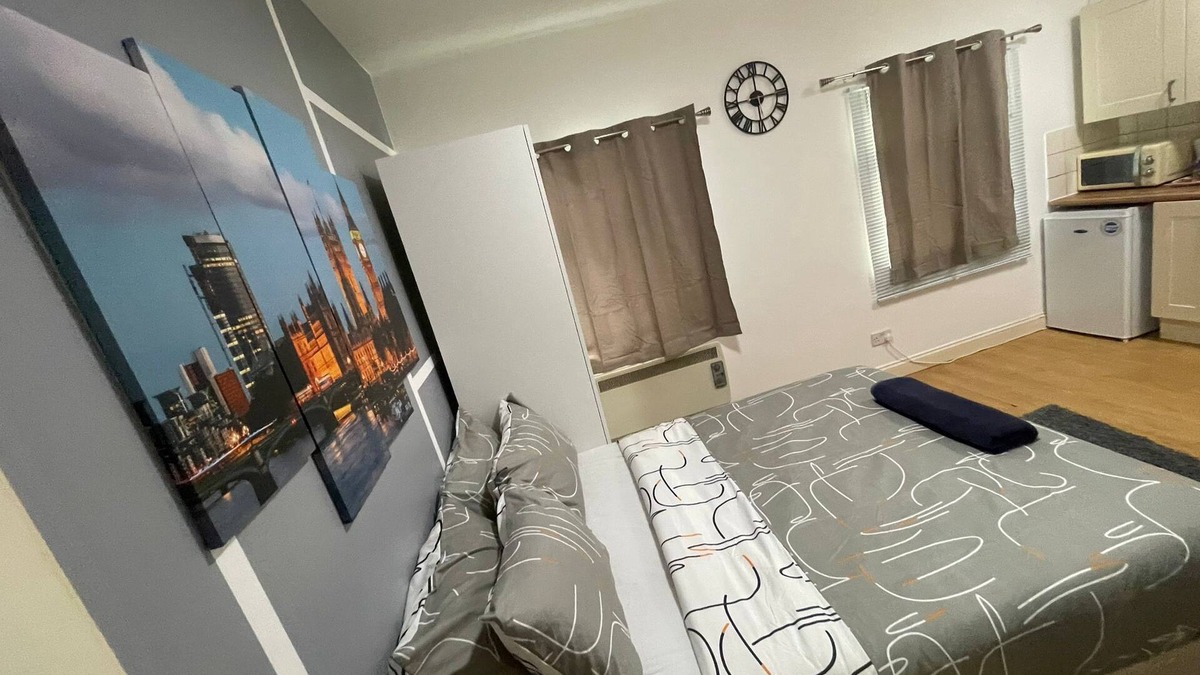 East Walworth Apartment | Flat 6 Stylish Apartment