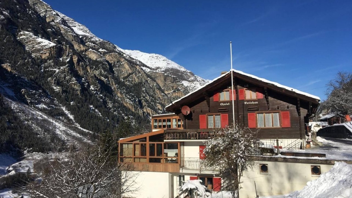 St. Niklaus Apartment | Flat Chalet Veilchen