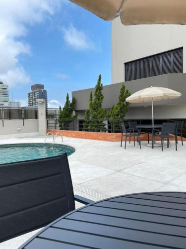 Gonzaga Apartment | Flat em Hotel com Estacionamento Grátis e Piscina