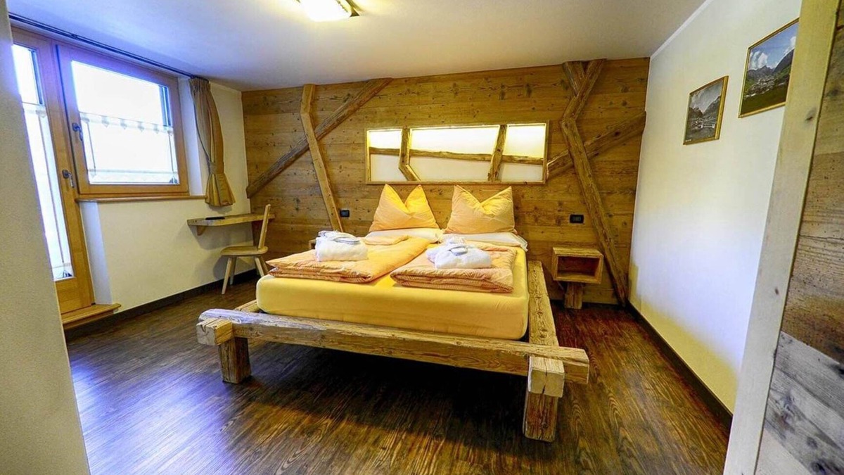 Teola Apartment | Flat Fopel - Baita Cusini with mountain views, wellness area and Wi-Fi
