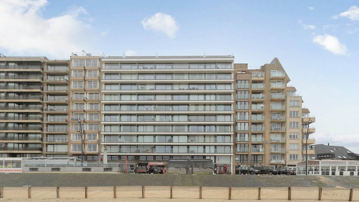 Blankenberge Apartment | Flat in Blankenberge with Stunning Sea Views