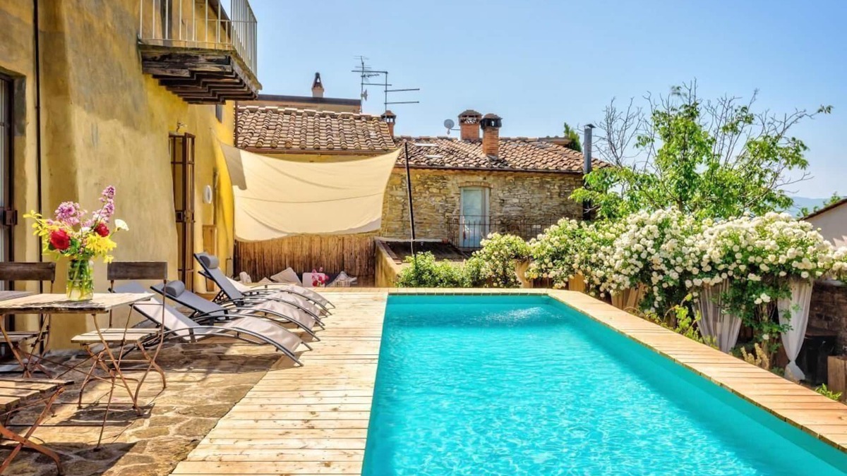 Ponte Buriano Apartment | Flat in Marcena with private garden