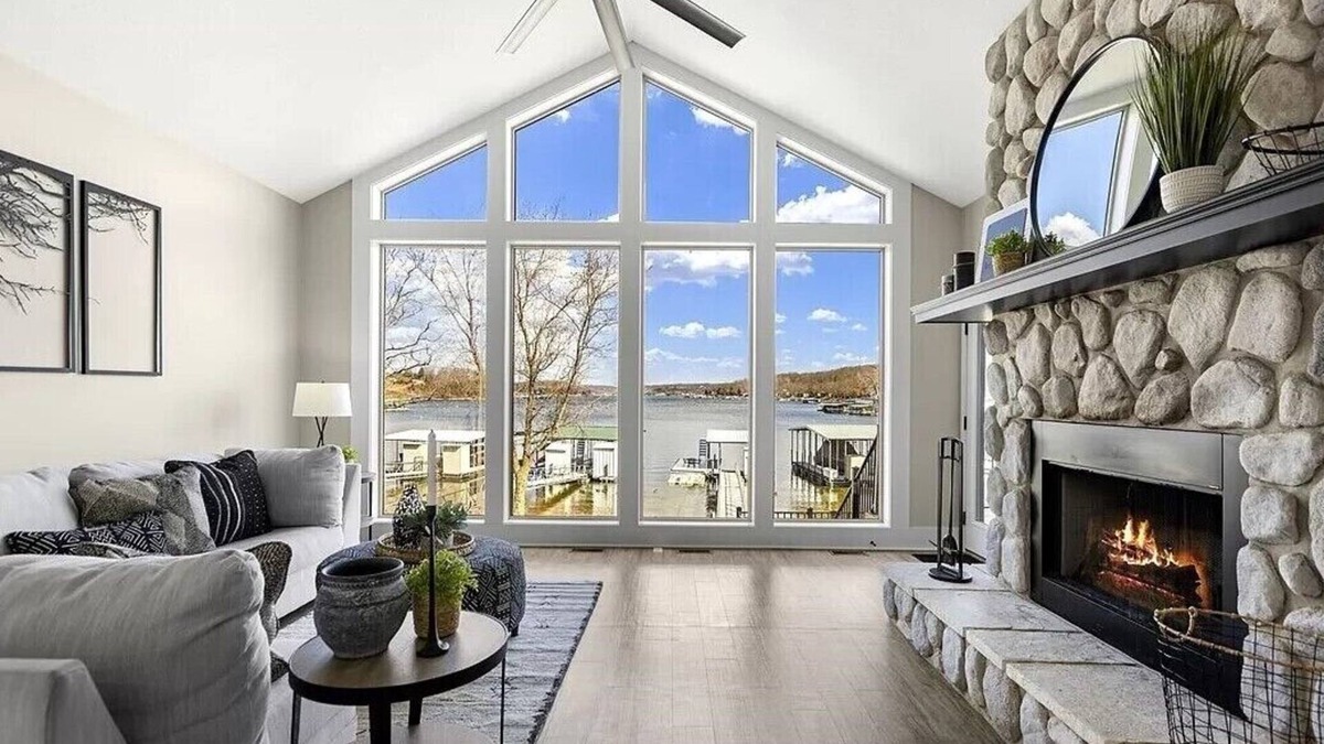 Gravois Mills House | Flat Lot, Private Dock & Incredible Views – Lakefront Perfection!