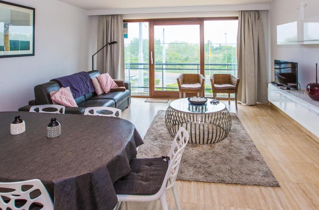 Middelkerke Apartment | Flat near Zeedijk and Tram Stop