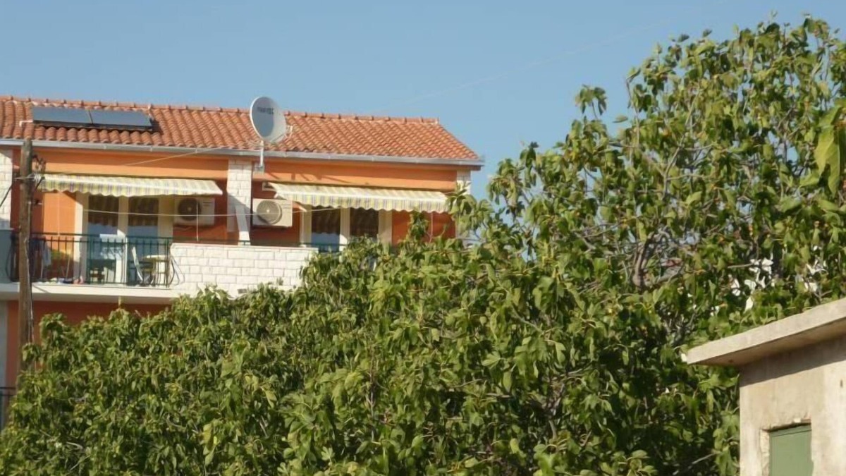 Vrsine Other | Flat with beautiful balcony and sea view