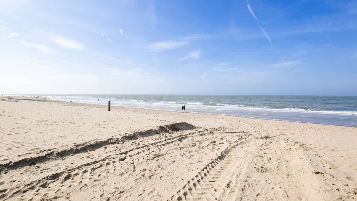 Municipality of Katwijk Apartment | Flat with sea view and parking
