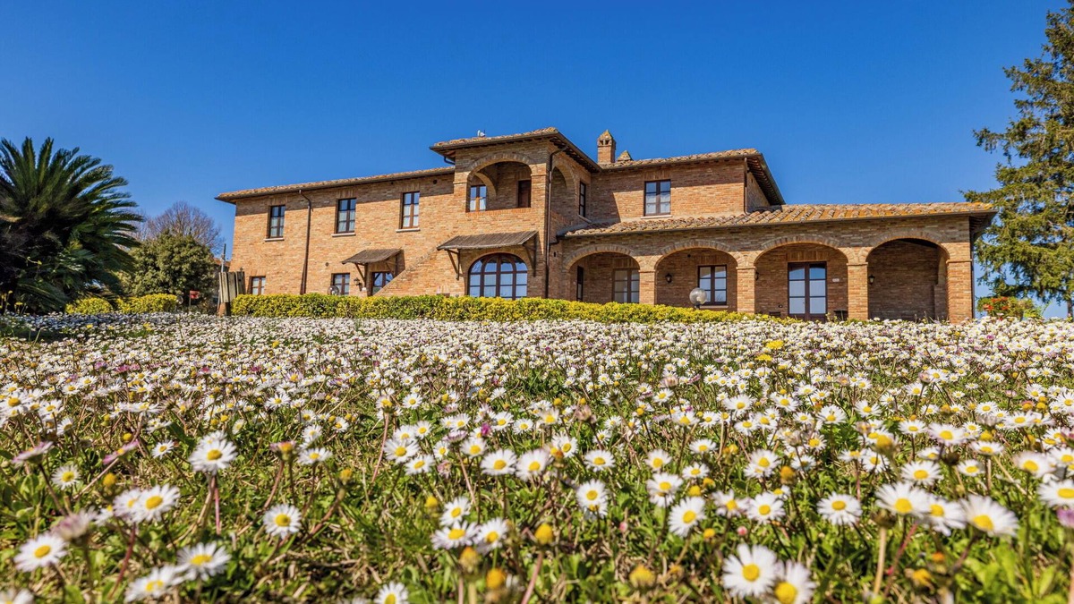 Montepulciano Apartment | Flat with view,A/C,private terrace,wine estate with pool,Spa, children friendly