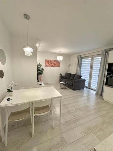 Stare Miasto District Apartment | Flat4You II